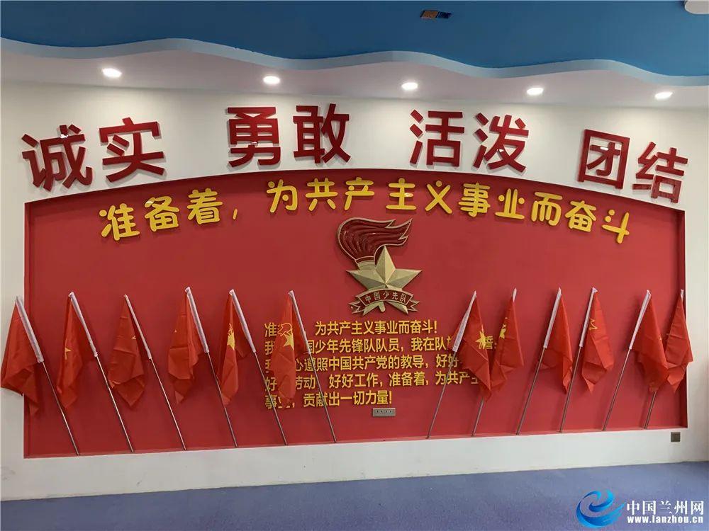 少年泰坦大出击